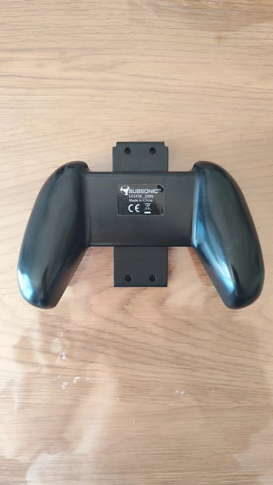 Subsonic Nintendo Switch Joycon Controller / Stand – photo 3